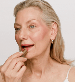 Meroda Cosmetics Velvet Dream Lipstick - Perfect Nude application showing a luxurious matte finish